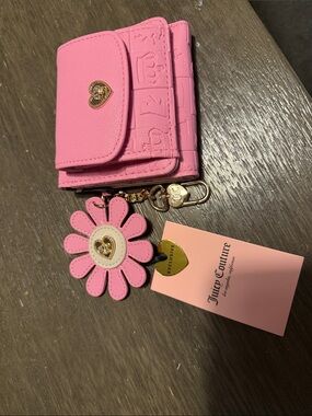 Juicy Couture Pink Floral Keychain Card Holder with Gold Heart Hardware